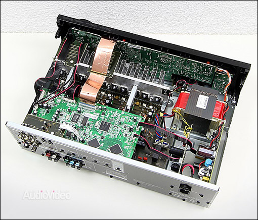 Denon-AVR-X520BT-Innenleben-Gesamt1 copy.jpg Denon-AVR-X520BT-Innenleben-Gesamt1 copy.jpg